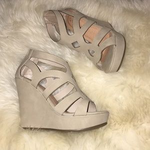 Beige caged wedges